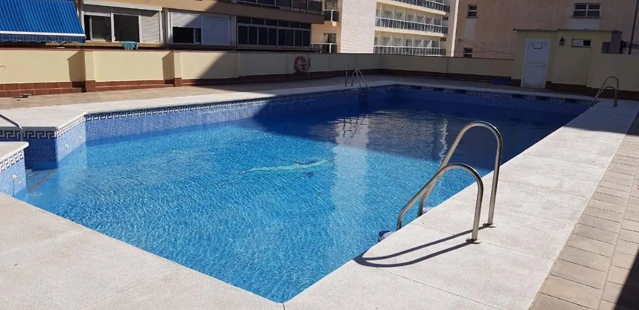 Holidays2Torremolinos Studio In Loma Del Colegial Torremolinos Close To Center With Pool, Rooftop Terrace España