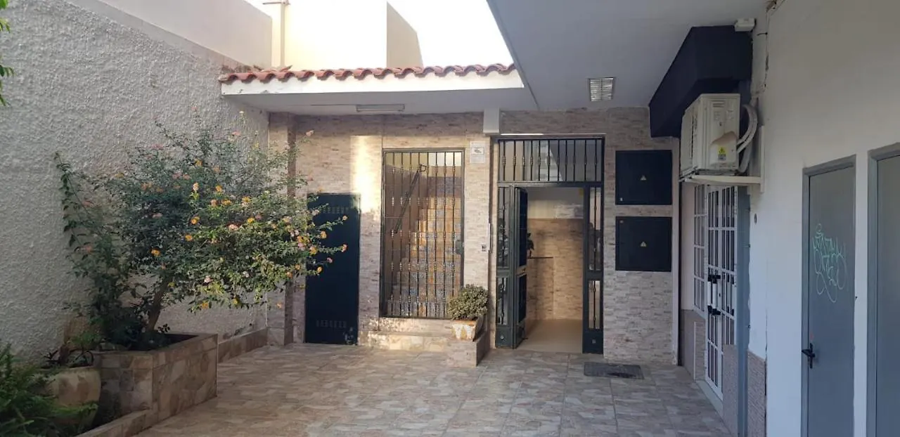 Holidays2Torremolinos Studio In Loma Del Colegial Torremolinos Close To Center With Pool, Rooftop Terrace 0*,  España
