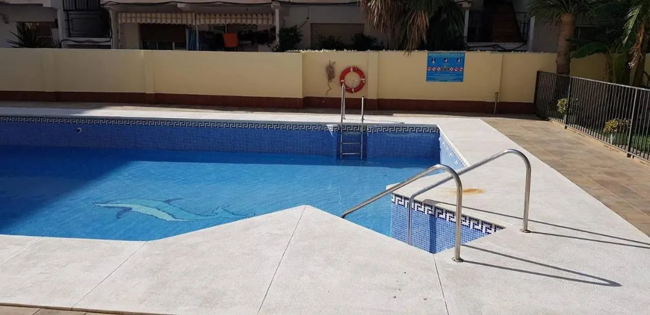 Holidays2Torremolinos: Studio with Pool and Rooftop Terrace