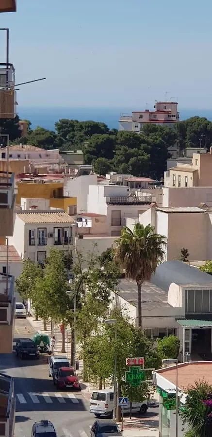 Apartment Holidays2Torremolinos: Studio with Pool and Rooftop Terrace